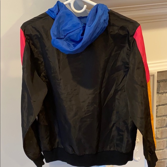 GIRLS WINDBREAKER - Picture 3 of 4